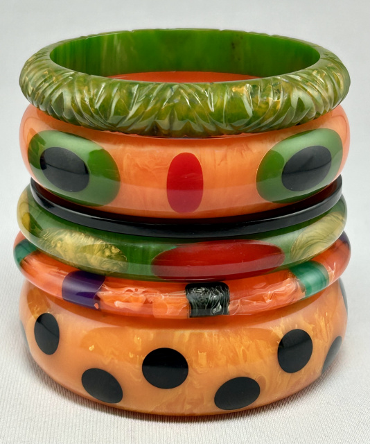 SZ1 Shultz, artisan, vintage bakelite bangle stack